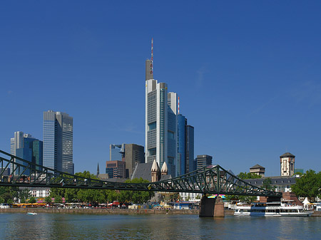 Fotos Skyline von Frankfurt mit eisernem Steg | Frankfurt am Main